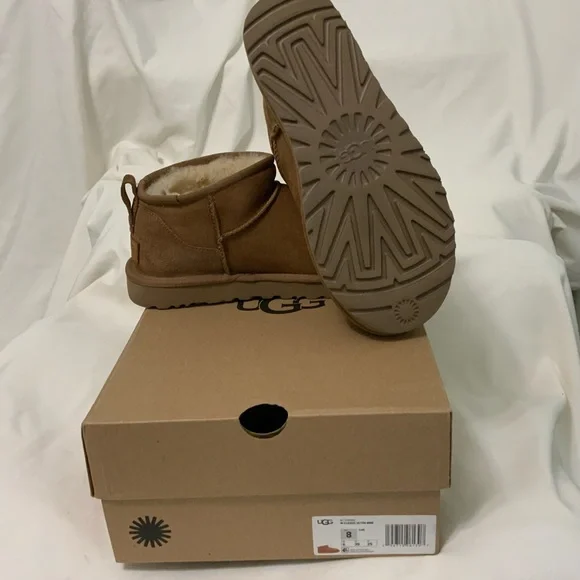 **UGG Classic Ultra Mini Boots**
PRE-USE…Color: Wheat - Picture 2 of 8